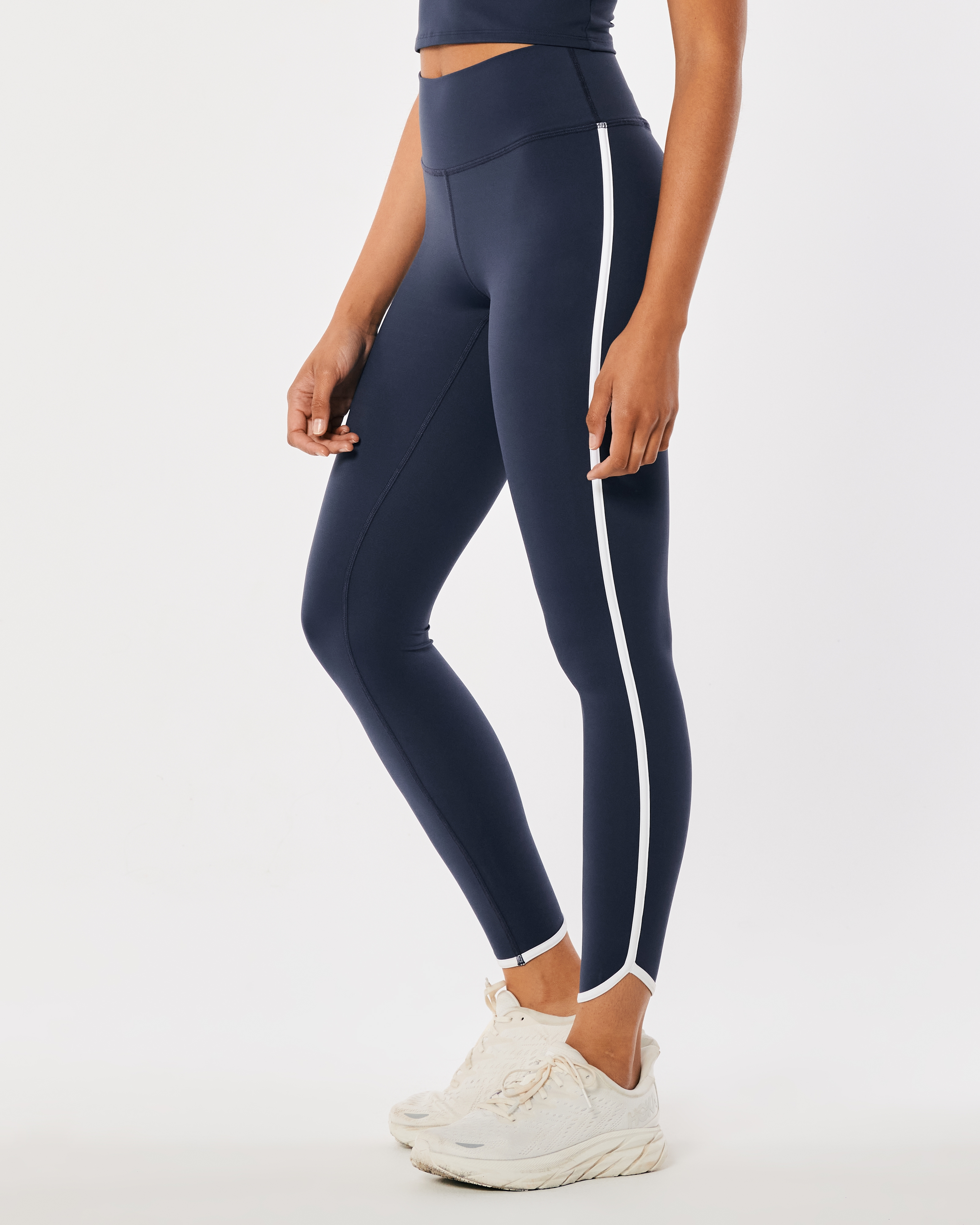 Navy deals hollister leggings