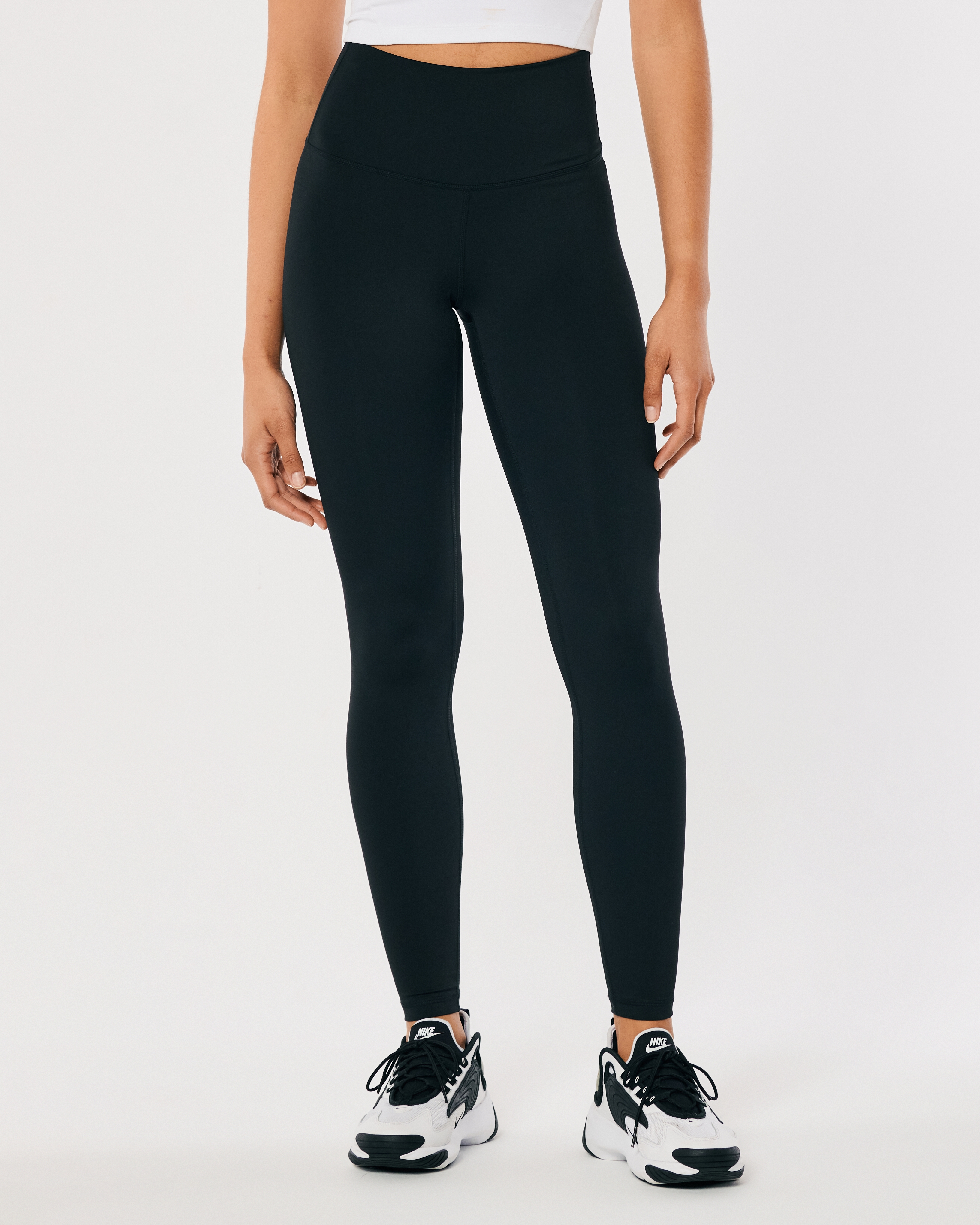 Hollister deals gym leggings