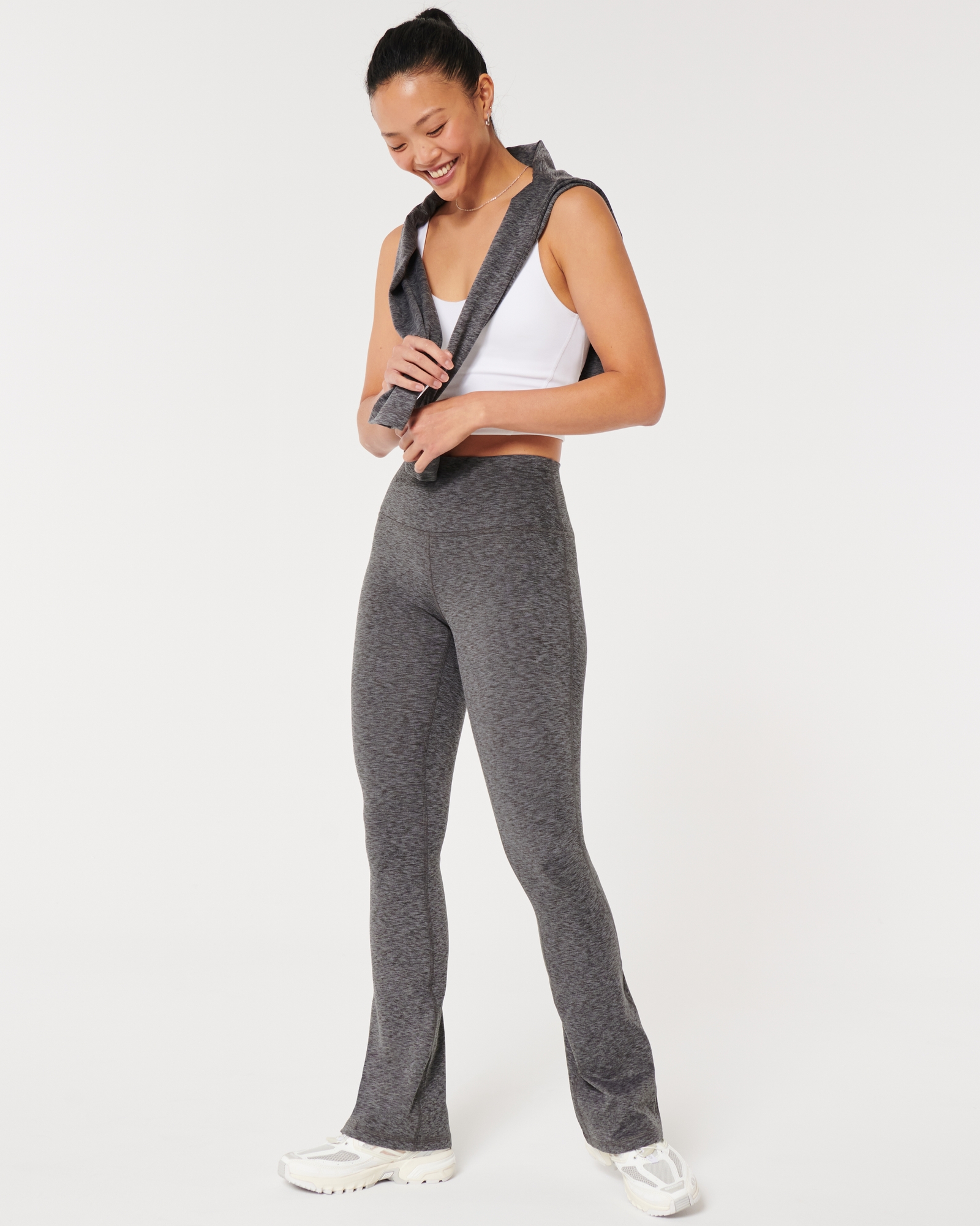 Hollister Gilly Hicks Active Recharge High-Rise Pocket 7/8 Leggings