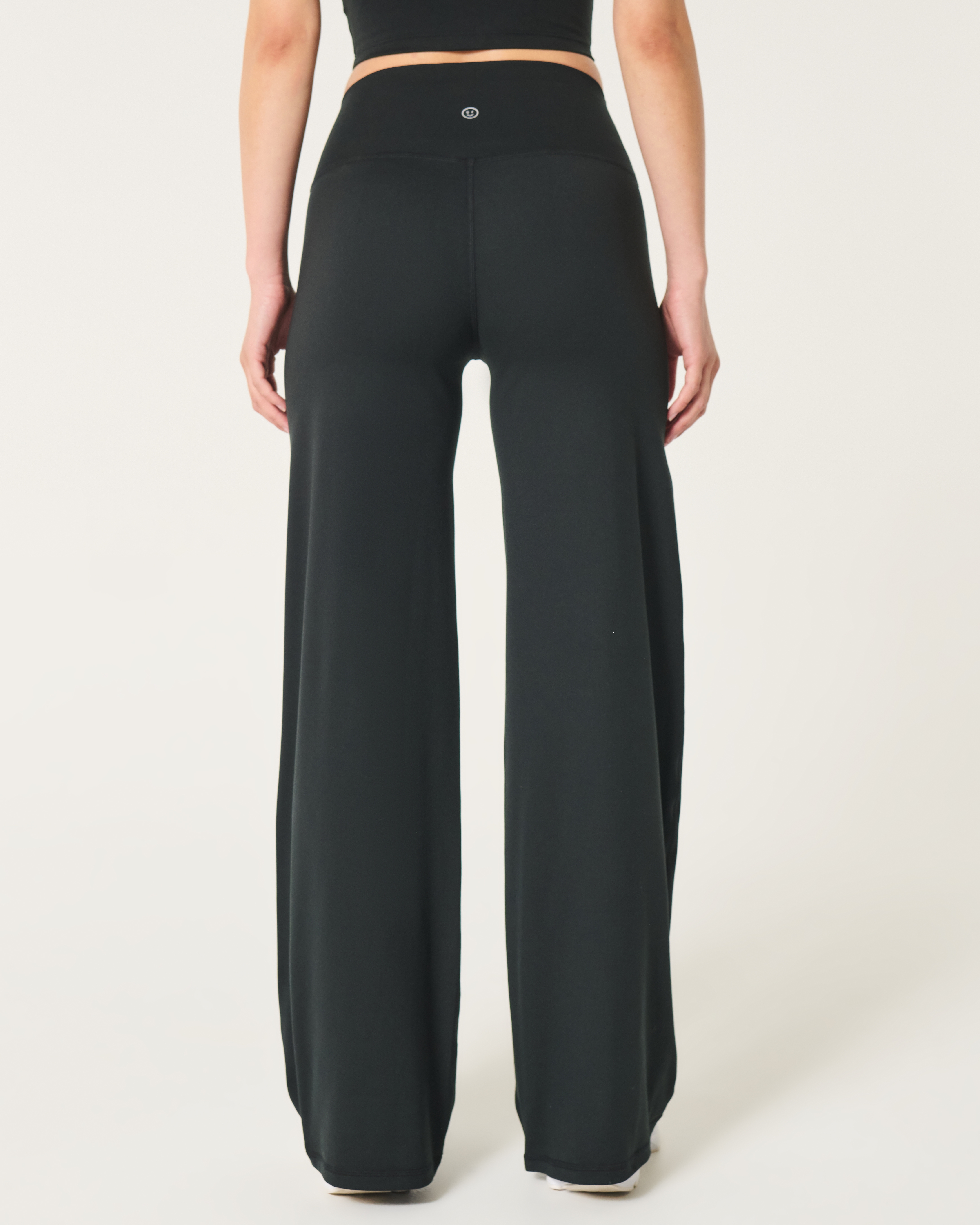 Gilly Hicks Active Recharge Wide-Leg Pants