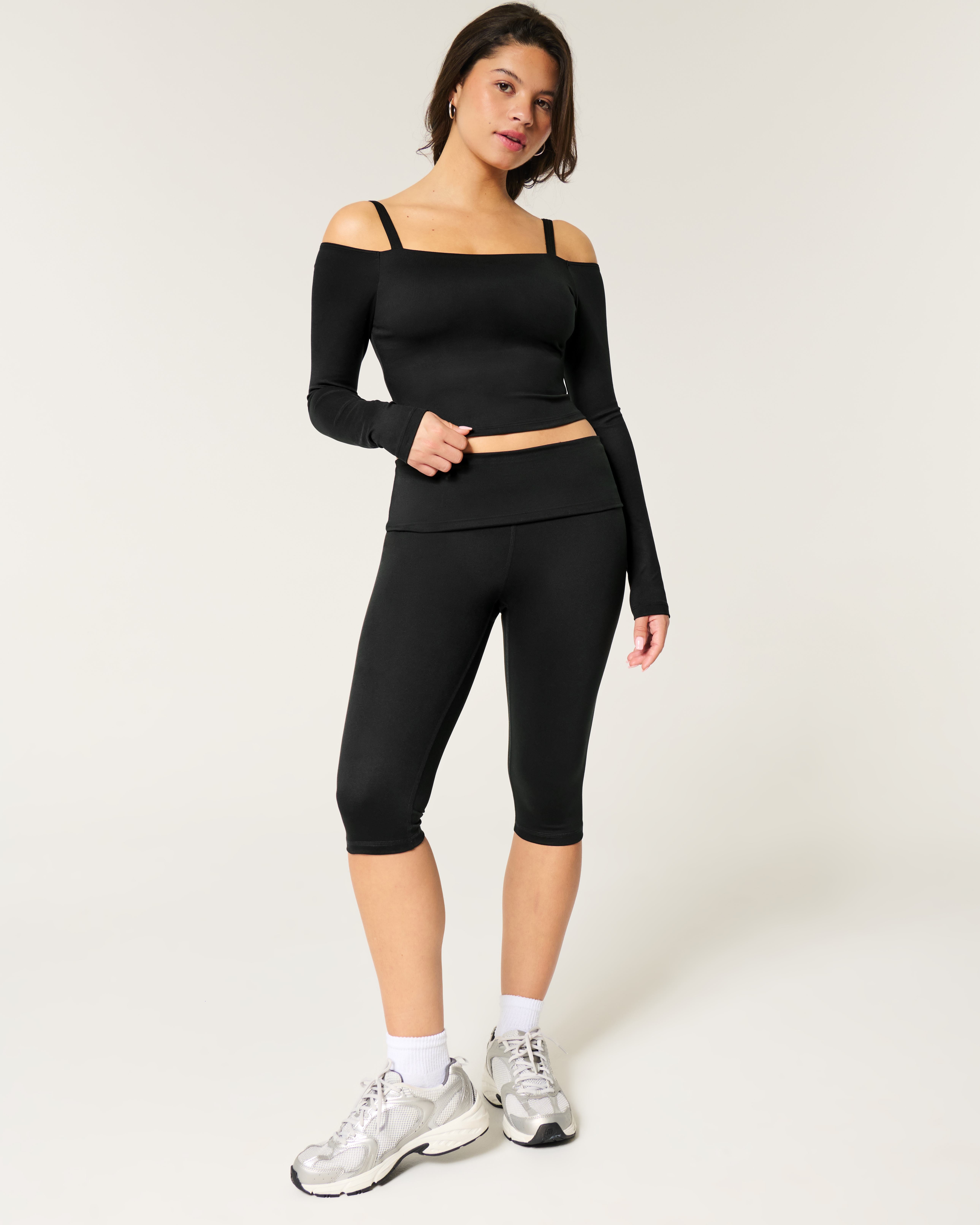 Gilly Hicks Active Recharge Foldover Waist Capri Pants