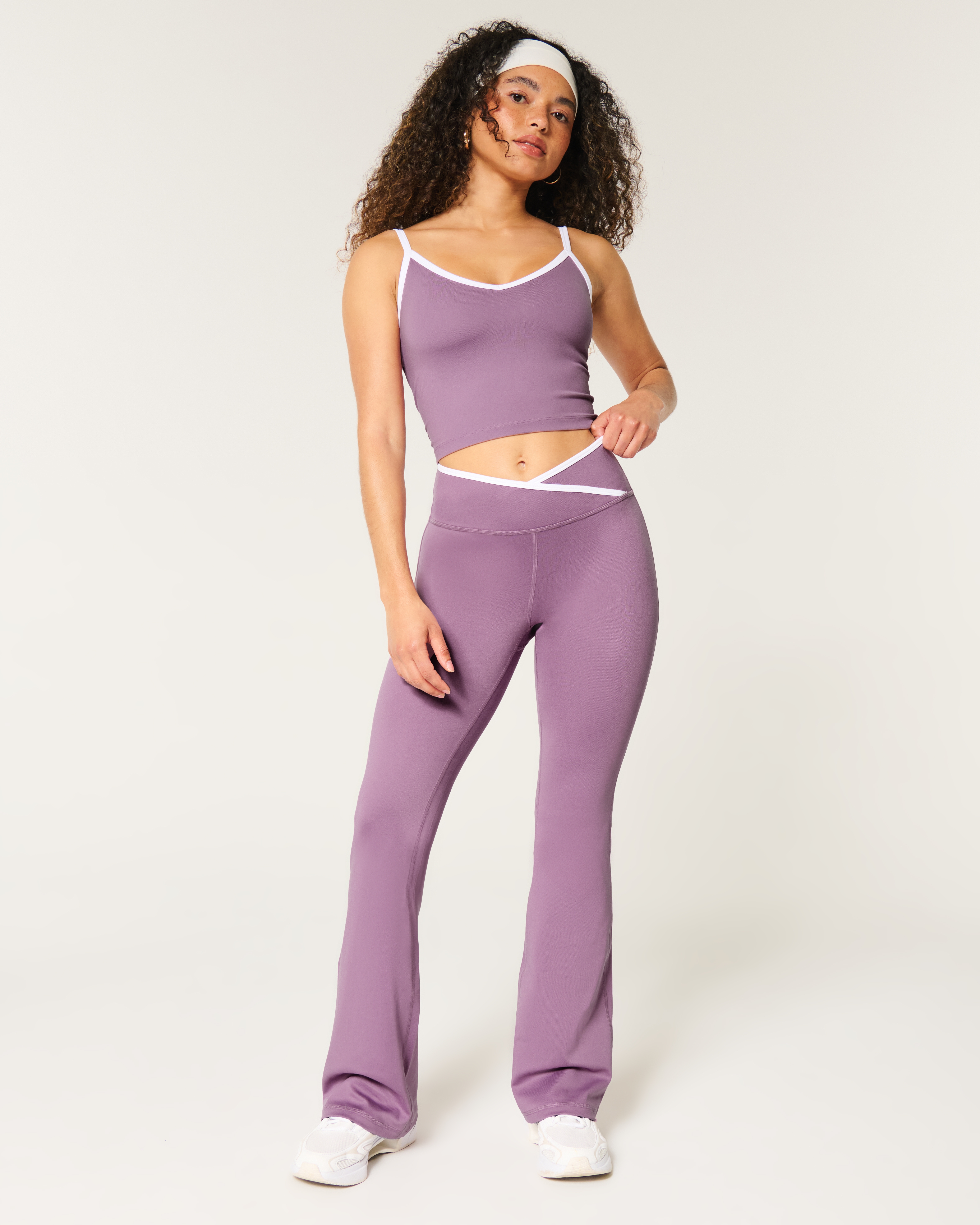 Gilly Hicks Active Recharge Tipped Flare Pants