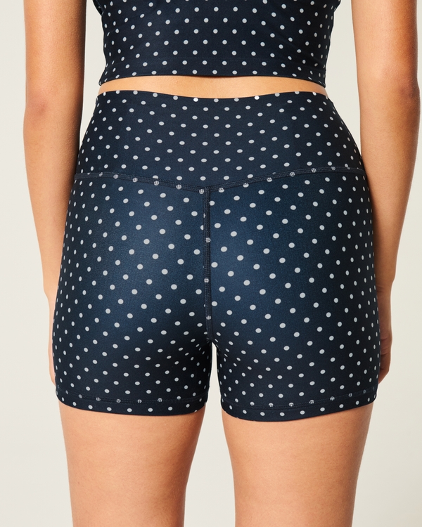 Gilly Hicks Active Recharge Shortie