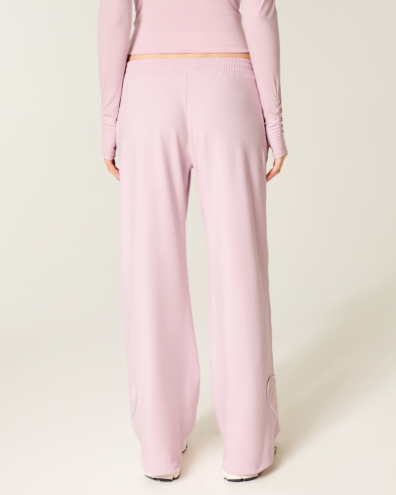 Gilly Hicks Active Recharge Heart-Tipped Baggy Pants