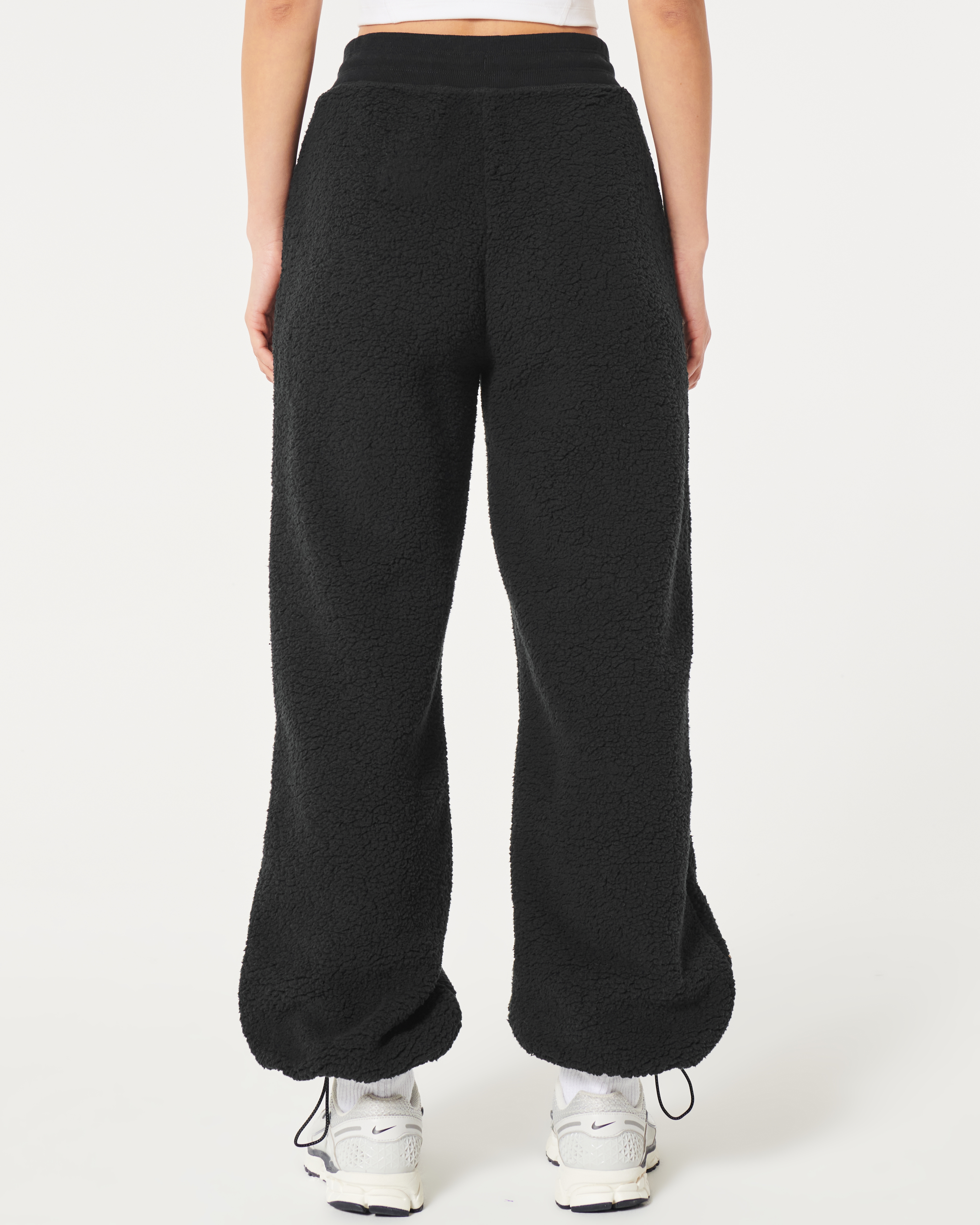 Hollister sherpa joggers hot sale