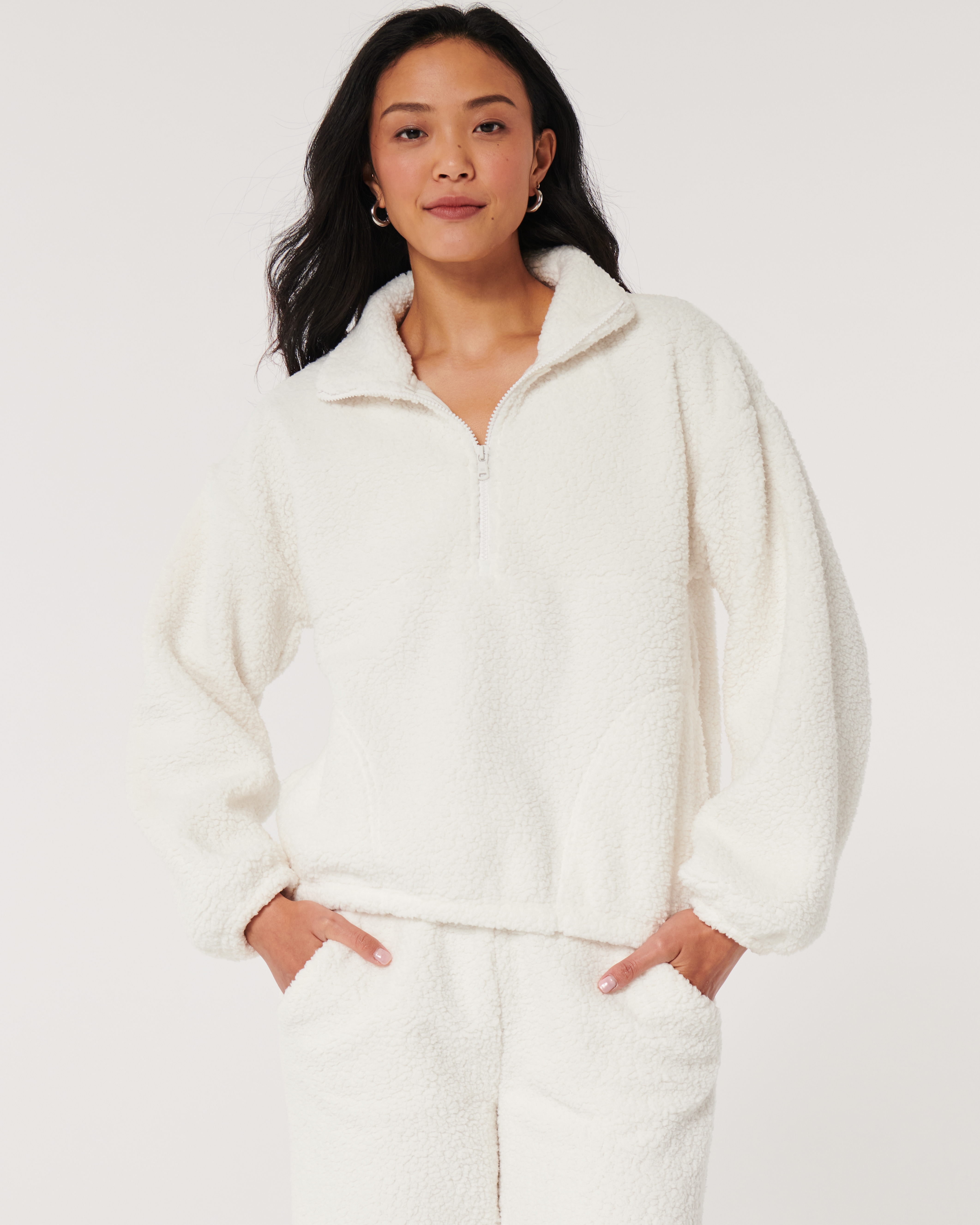 Hollister sherpa 2025 half zip