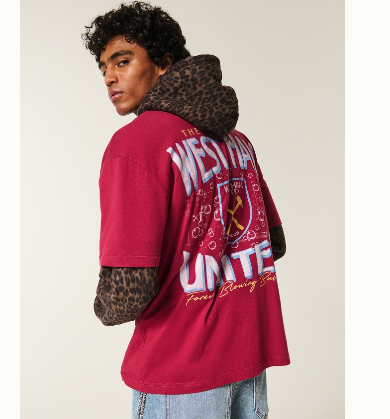 Clothing for Women & Men | Teen Clothing | Hollister Co.
